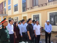 Phó Thủ tướng Lê Tiến Châu yêu cầu đẩy nhanh thi công để sớm đưa trường vào vận hành.