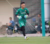 xuan-hoang-2.jpg