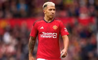 tieu-su-lisandro-martinez-1509143822.jpg