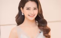 mc-huyen-trang-mu-tat2.jpg