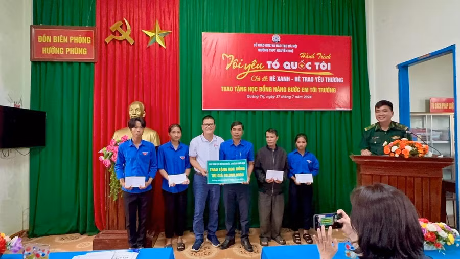 lao 3.jpg
