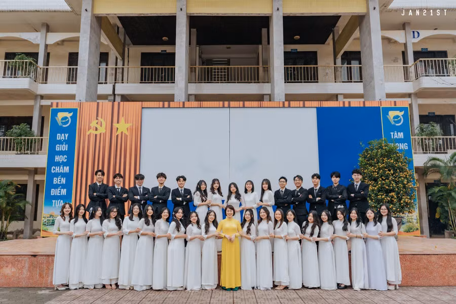 phong 4.jpg