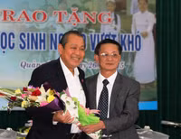 Quảng Bình: Tặng 50 xe đạp cho học sinh nghèo vượt khó ảnh 3