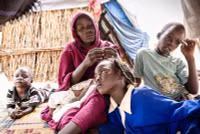 Chùm ảnh phụ nữ Sudan hết hy vọng trong trại tị nạn ở Chad
