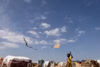 Chùm ảnh phụ nữ Sudan hết hy vọng trong trại tị nạn ở Chad