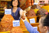 Dạo "vương quốc mắm" vùng biên Châu Đốc ảnh 4