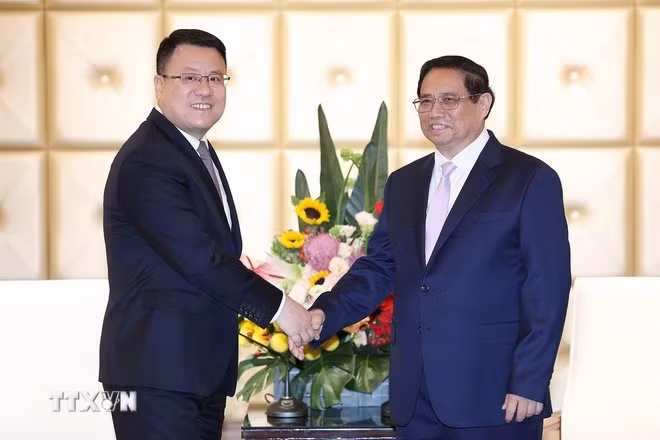 Thủ tướng Phạm Minh Chính tiếp ông Vương Tiểu Quân, Phó Chủ tịch Tập đoàn xây dựng Điện lực Trung Quốc. (Ảnh: Dương Giang/TTXVN) Thủ tướng Phạm Minh Chính tiếp một số doanh nghiệp Trung Quốc