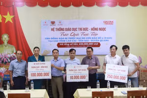 Hệ thống Giáo dục Trí Đức – Hồng Ngọc sẻ chia cùng đồng bào bị thiệt hại do bão lũ.