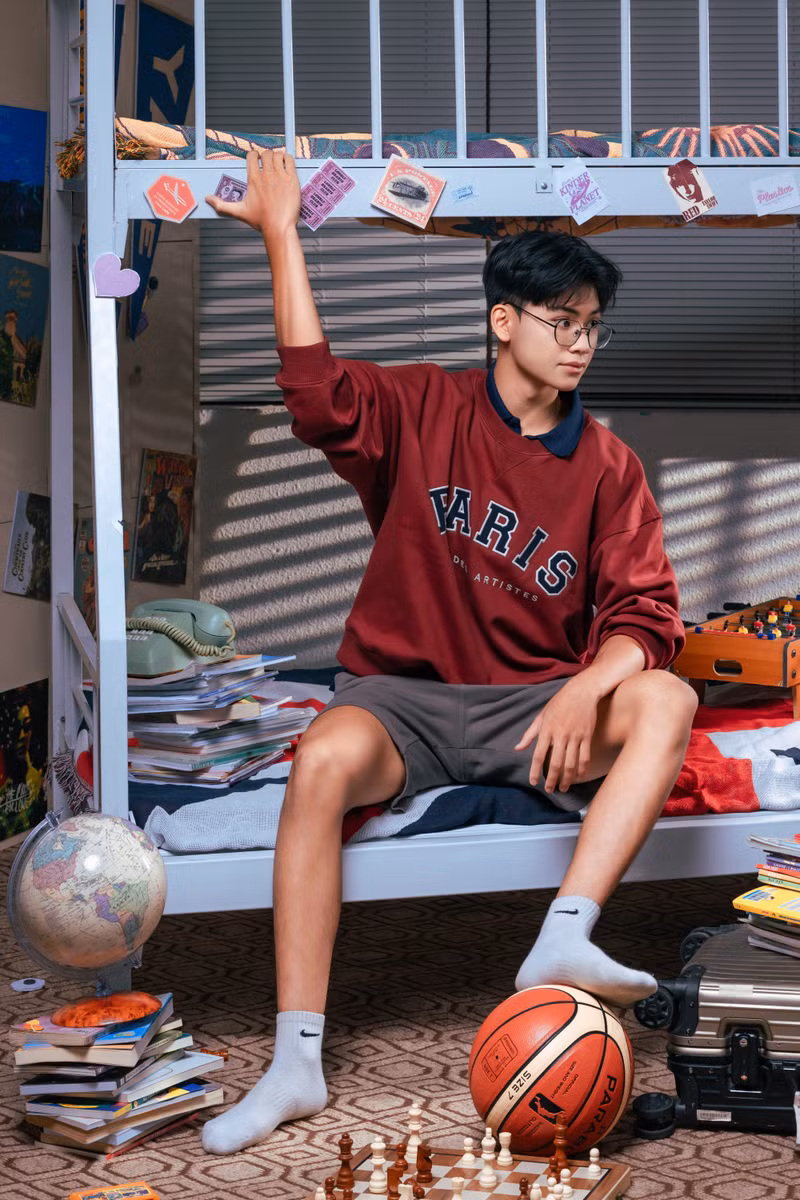 Phạm Vũ Nhật Minh - 12 Pháp 1 - là đại diện cho thế hệ học sinh Ams tài ba, nhiệt huyết với thành tích học tập nổi bật. dai-su-arm-2015-3624-5981.jpg