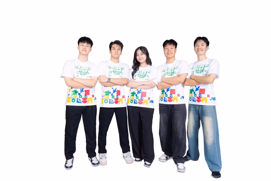 utt-doi-thi-edit.jpg