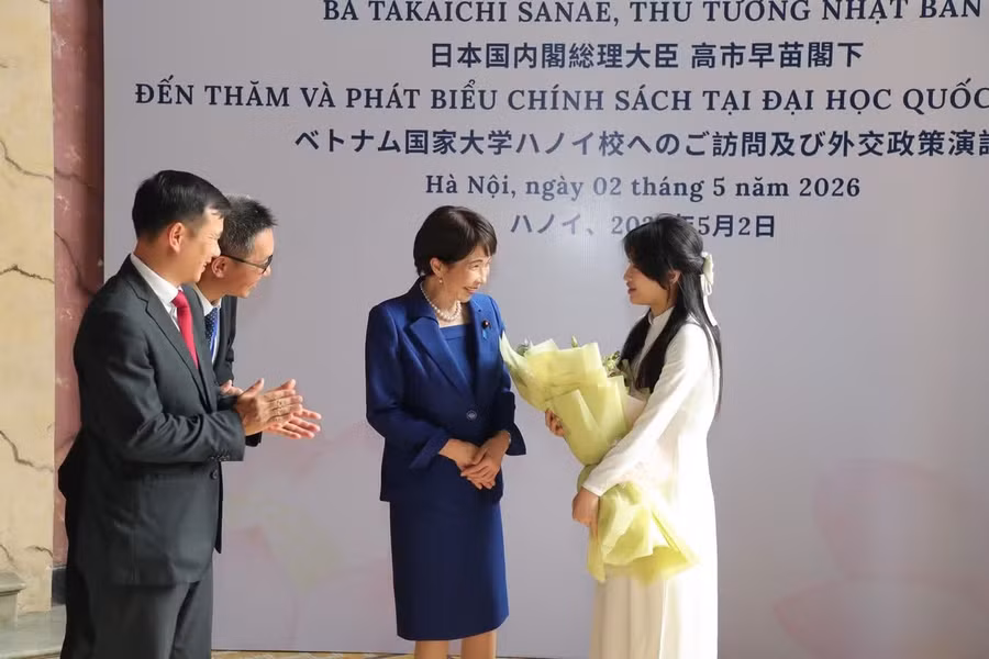 Yến Trang tham gia Lễ đón Thủ tướng Nhật Bản trong không khí trang trọng và đầy tự hào.