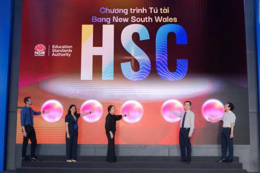 Lễ Công bố ra mắt chương trình THPT Bang New South Wales cấp bằng Tú tài HSC.