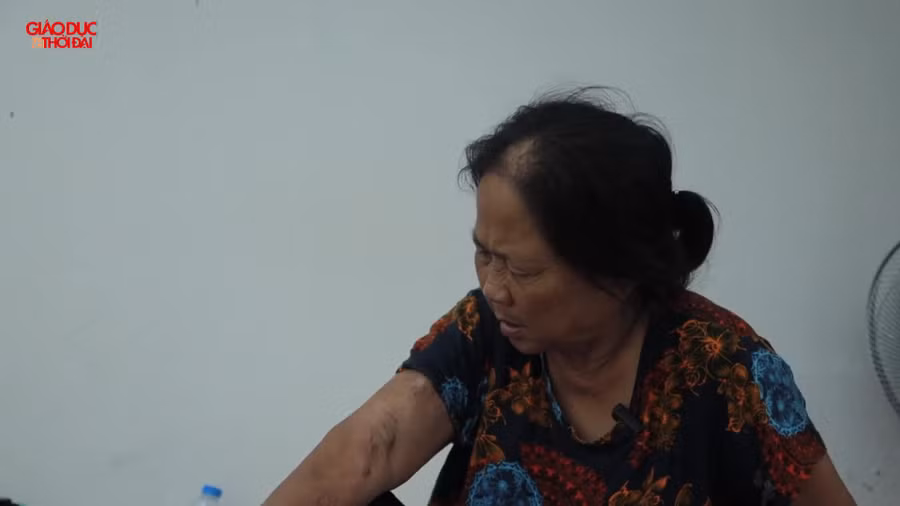 Phía sau cánh cửa của những căn phòng trọ đặc biệt ở Hà Nội