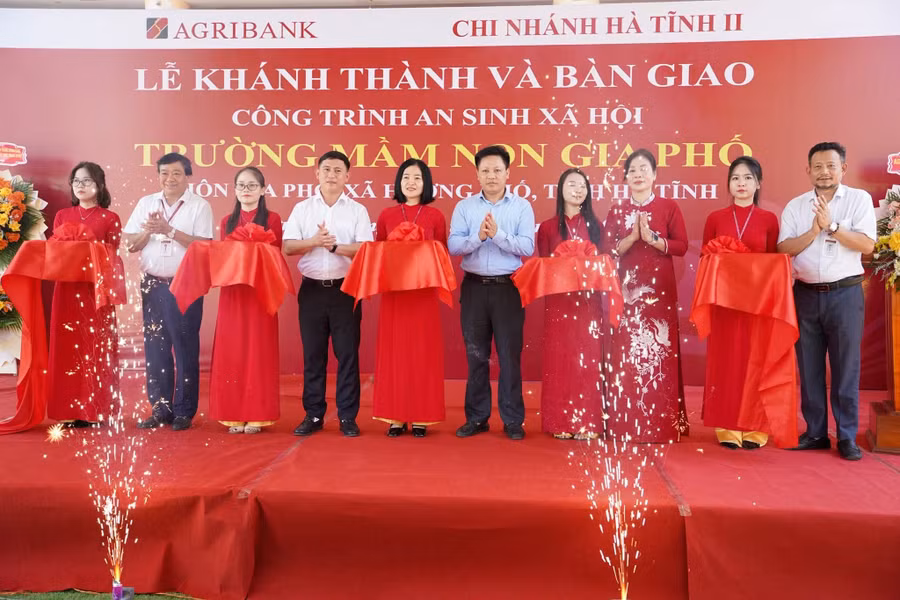 Agribank Chi nhánh Hà Tĩnh II tổ chức khánh thành và bàn giao công trình an sinh xã hội Trường Mầm non Gia Phố với tổng kinh phí 4,5 tỷ đồng