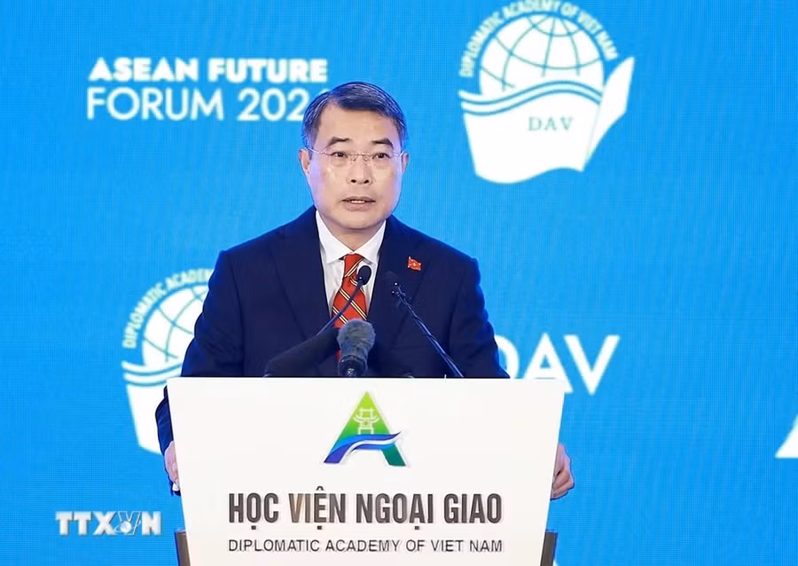 Thủ tướng Lê Minh Hưng phát biểu tại Phiên khai mạc Diễn đàn Tương lai ASEAN lần thứ ba. (Ảnh: Dương Giang/TTXVN)