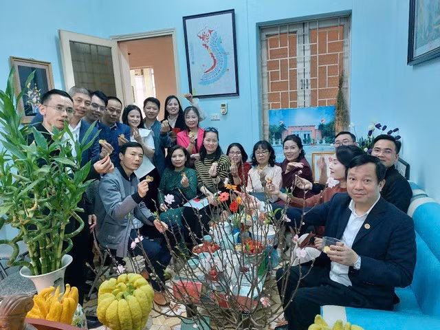 Buổi sinh hoạt Chào xuân mới 2026 của tập thể cán bộ, phóng viên Tạp chí Thanh niên với tinh thần đoàn kết, đổi mới, sáng tạo, kỷ cương, trách nhiệm.