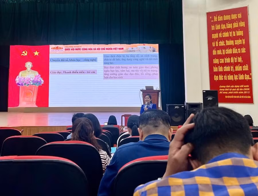 Một buổi tuyên truyền, phổ biến, giáo dục pháp luật cho đồng bào dân tộc thiểu số và miền núi ở Phú Thọ.