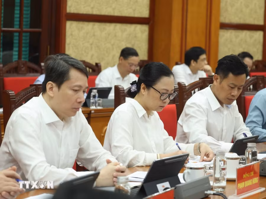 Các đại biểu tham dự cuộc làm việc. (Ảnh: Thống Nhất/TTXVN)