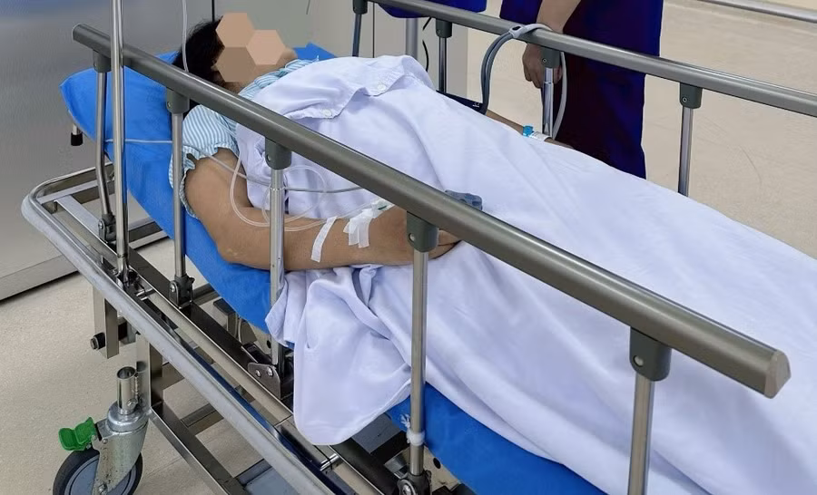 Trong quá trình điều trị, bệnh nhân tiến triển nặng tổn thương đa cơ quan (hô hấp, cơ tim, gan, rối loạn đông máu). Ảnh: BVCC