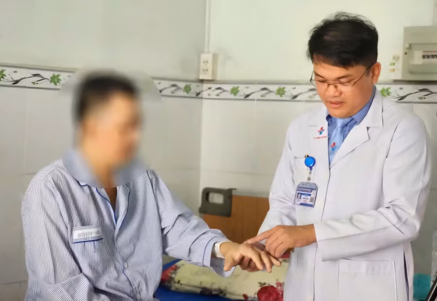 tiem-collagen-giup-phuc-hoi-khop-goi-2.jpg