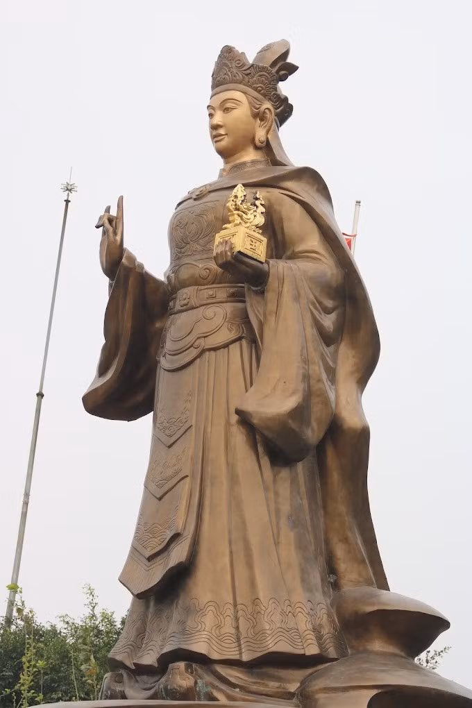 chuyen-ba-tam-xay-chua-va-chua-ba-tam-1.jpg