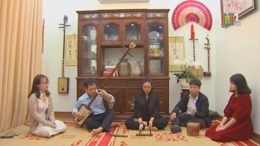 nsut-nguyen-van-khue-voi-noi-niem-duyen-no-ca-tru-2-834.jpg