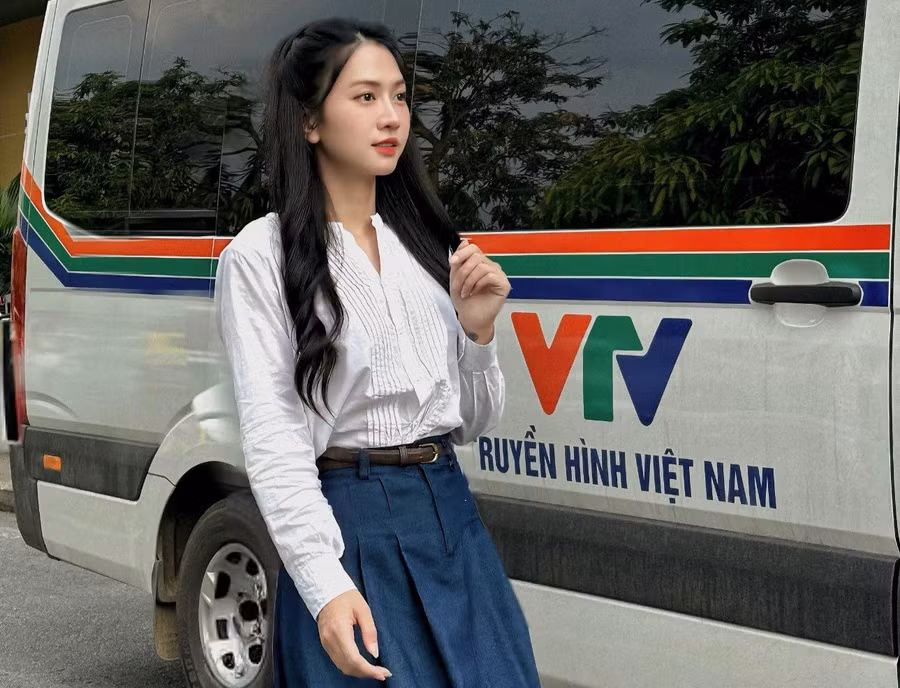 Nữ diễn viên 'lột xác' hình ảnh, đến gần khán giả với vai trò MC, diễn viên.