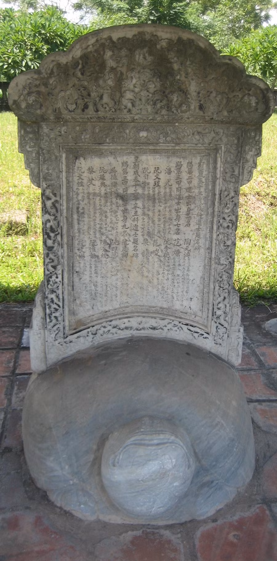 giai-thoai-ngu-phung-te-phi-1-5436.jpg