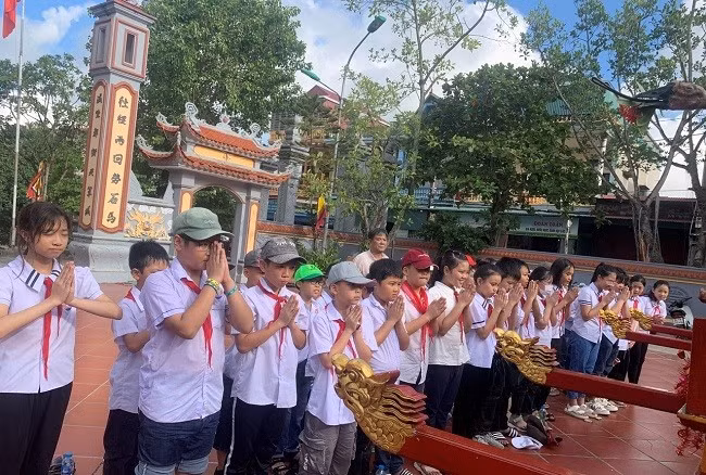 nha-khoa-bang-duoc-dan-yeu-nhu-cha-vua-phai-ne-trong-4.jpg