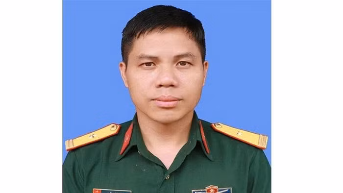 Thiếu tá Trần Văn Tùng. Ảnh: QĐND