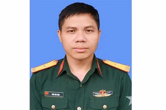 Thiếu tá Trần Văn Tùng. Ảnh: QĐND