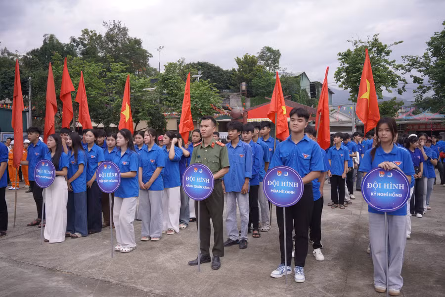 tinh-nguyen-1.jpg