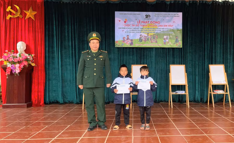 nam-nhu-4.jpg