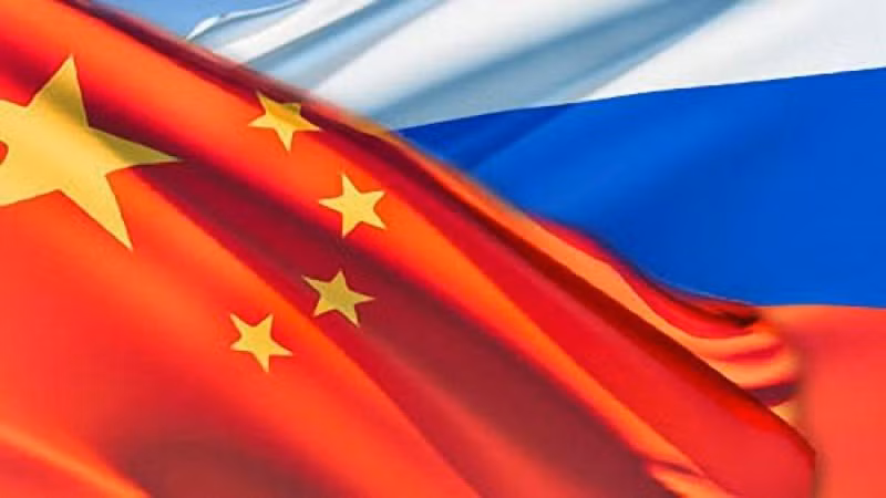 Quan hệ Nga - Trung đang được tăng cường nhằm trở thành đối trọng với Mỹ. Quan hệ Nga - Trung đang được tăng cường nhằm trở thành đối trọng với Mỹ.