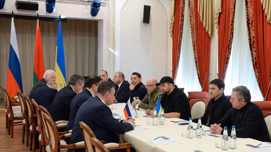 Chuyên gia cảnh báo thời gian đàm phán về Ukraine sắp hết