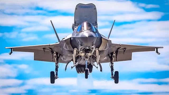 Thổ Nhĩ Kỳ sẽ được trở lại chương trình tiêm kích tàng hình F-35 Lightning II? Thổ Nhĩ Kỳ sẽ được trở lại chương trình tiêm kích tàng hình F-35 Lightning II?
