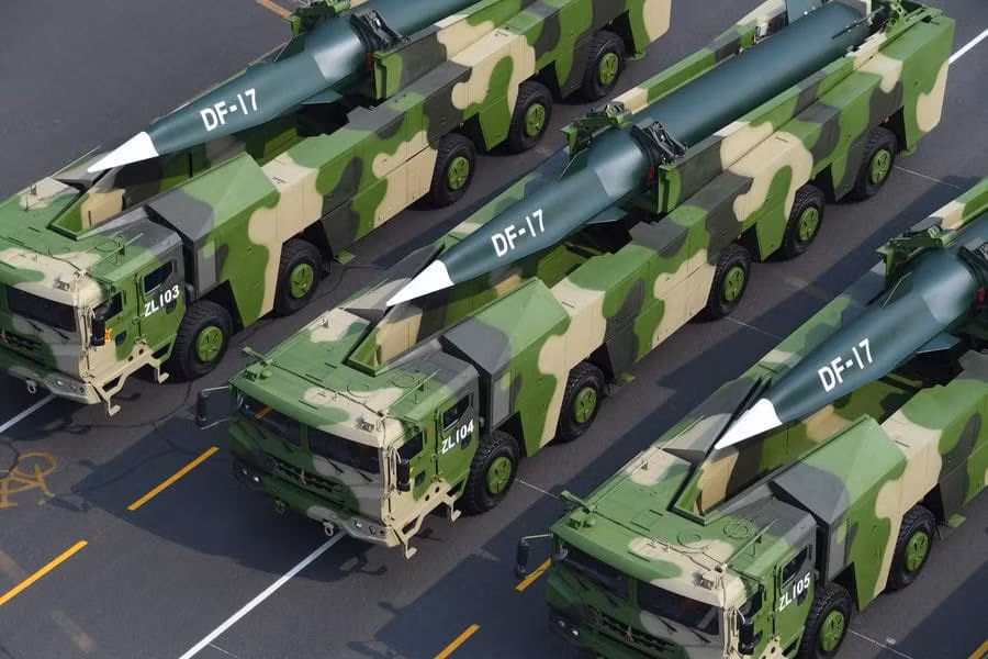 Tên lửa siêu thanh của Triều Tiên có thể học tập công nghệ DF-17 Trung Quốc. Tên lửa siêu thanh của Triều Tiên có thể học tập công nghệ DF-17 Trung Quốc.