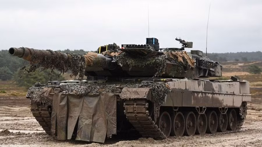 Các xe tăng Leopard 2A4 của Ukraine được Ba Lan sửa chữa sẽ sớm trở lại chiến đấu.