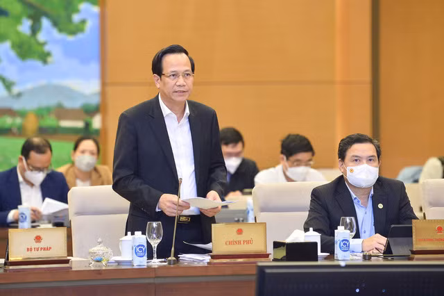Xem xét điều chỉnh giờ làm thêm trong bối cảnh phục hồi kinh tế - Ảnh 2. Xem xét điều chỉnh giờ làm thêm trong bối cảnh phục hồi kinh tế - Ảnh 2.