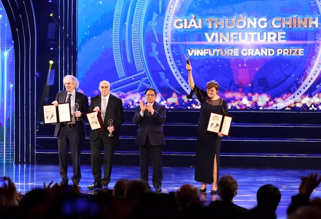 Vinh danh những công trình khoa học truyền cảm hứng phụng sự nhân loại - Ảnh 2. Vinh danh những công trình khoa học truyền cảm hứng phụng sự nhân loại - Ảnh 2.