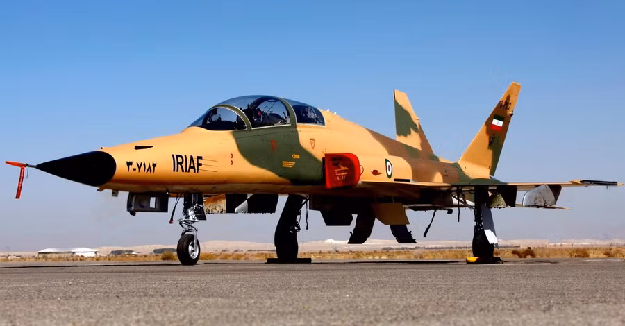 Tiêm kích nội địa Kowsar sẽ được Iran sản xuất hàng loạt để trang bị cho không quân nước này. Tiêm kích nội địa Kowsar sẽ được Iran sản xuất hàng loạt để trang bị cho không quân nước này.