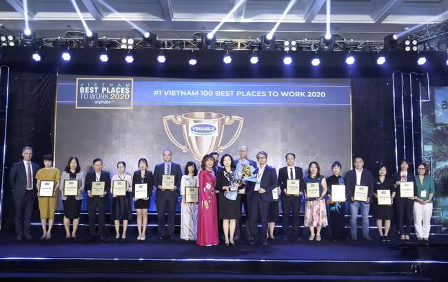 Hoàn thành mục tiêu doanh thu năm 2020, Vinamilk được vinh danh “Tài sản đầu tư có giá trị của ASEAN” - Ảnh 2.