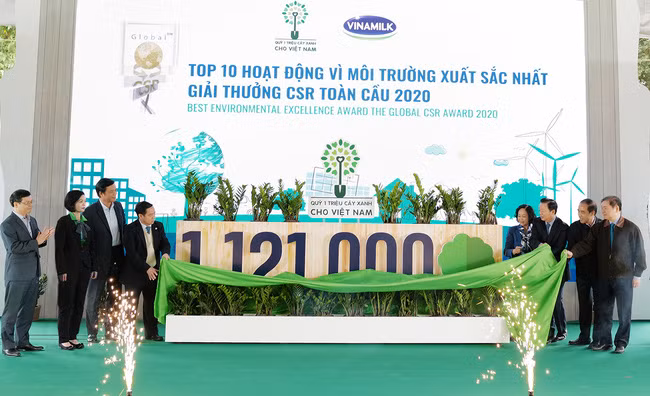 Hoàn thành mục tiêu doanh thu năm 2020, Vinamilk được vinh danh “Tài sản đầu tư có giá trị của ASEAN” - Ảnh 5.