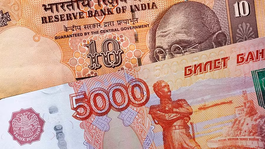 Đồng ruppe của Ấn Độ không thể quy đổi sang ruble hay đô la Mỹ để Nga chi tiêu.
