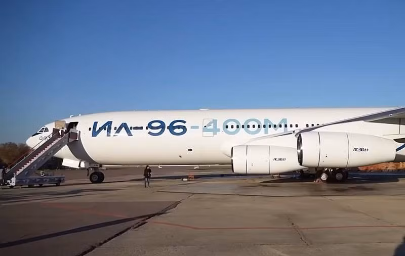 Máy bay chở khách Il-96-400M sẽ được hoán cải thành sở chỉ huy trên không.