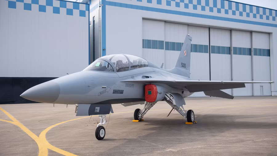 Cả một phi đội tiêm kích FA-50 bất ngờ phải 'nằm đất'