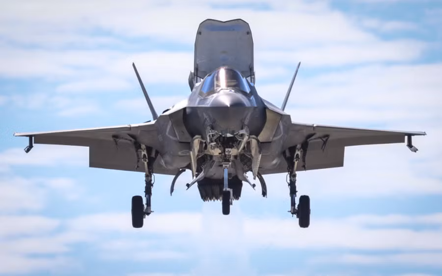 Mỹ bất lực trong việc nâng cao tốc độ tối đa của tiêm kích F-35