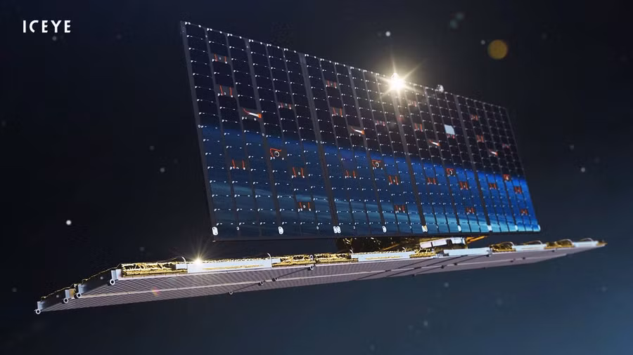 Vệ tinh ICEYE đã giúp Quân đội Ukraine nắm rõ tình hình bên trong cảng Sevastopol. Vệ tinh ICEYE đã giúp Quân đội Ukraine nắm rõ tình hình bên trong cảng Sevastopol.