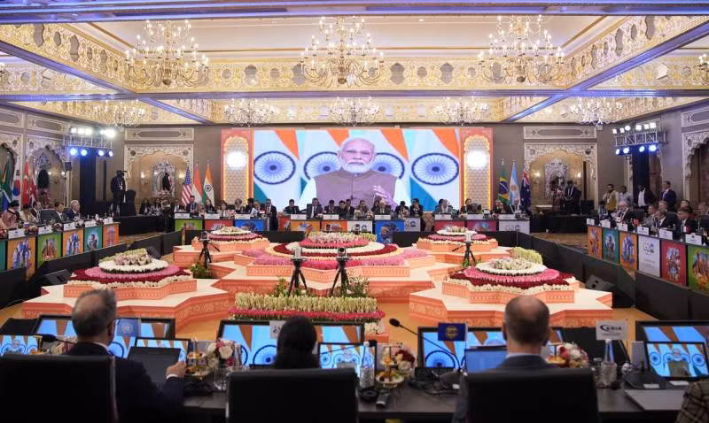 Phương Tây mềm mỏng với Nga để cứu G20