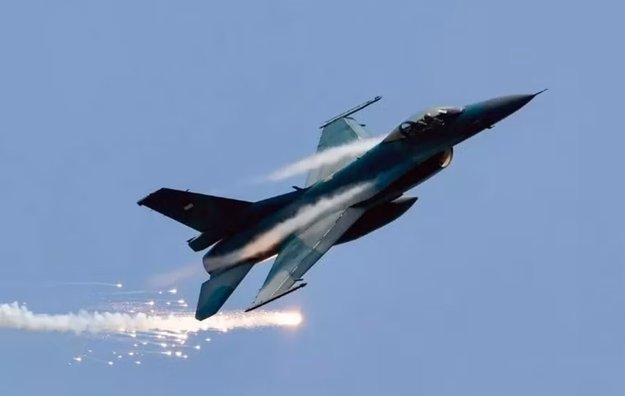 Israel phát động cuộc tấn công lớn vào các vị trí của Hezbollah ở Lebanon